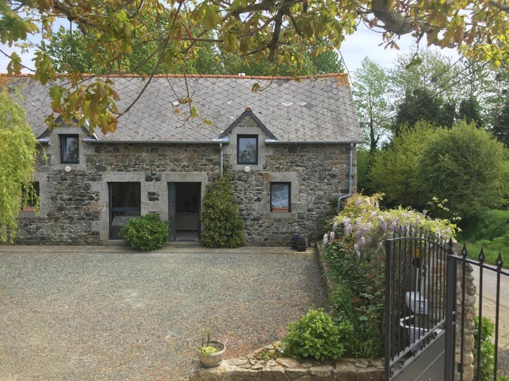 Holiday home La Petite Maison Terre Plelo